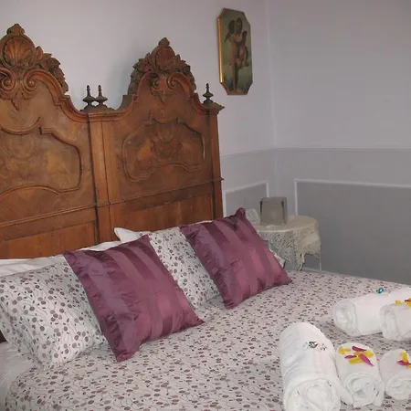 住宿加早餐酒店 Alibrandi Palace