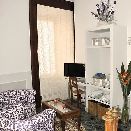 Alibrandi Palace 奇维塔韦基亚