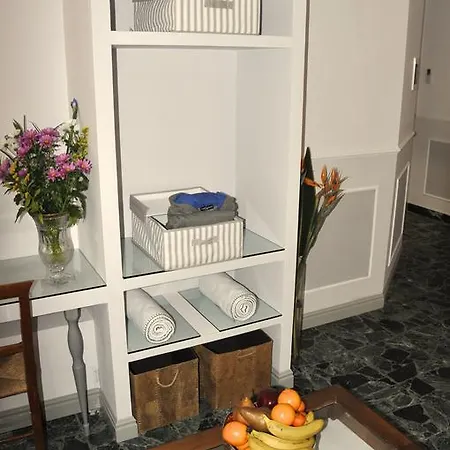 Alibrandi Palace 住宿加早餐酒店