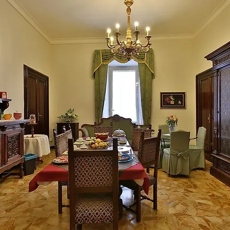 住宿加早餐酒店 Alibrandi Palace