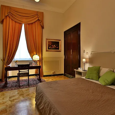 Alibrandi Palace 3* 奇维塔韦基亚