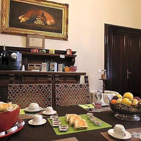 Frühstückspension Alibrandi Palace 3*