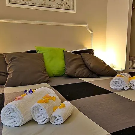 Alibrandi Palace Bed and Breakfast 3*