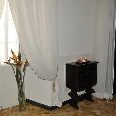 Alibrandi Palace Bed and Breakfast Civitavecchia
